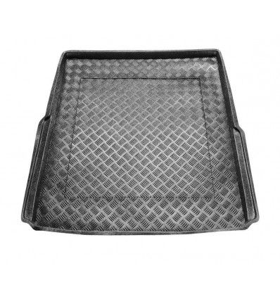 Protector maletero P.E. Volkswagen PASSAT B8 Variant / Station Wagon with a regular spare tire (full size tire) (2014 - 2023)